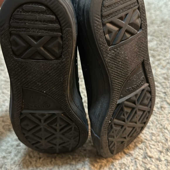 Converse - Picture 4 of 4